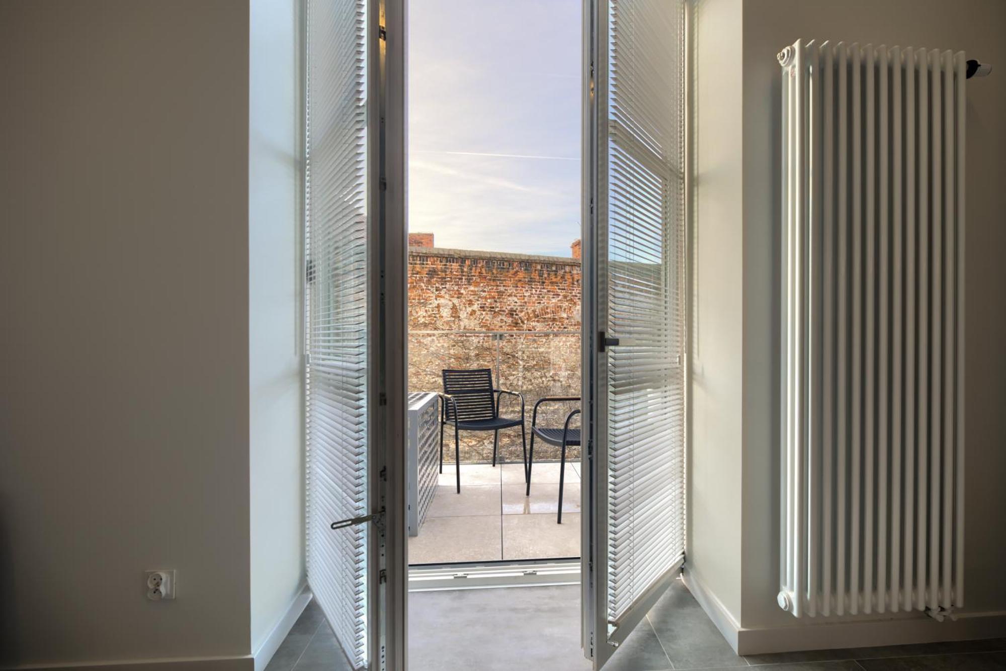Aboutartapartments - By The River فروتسواف الغرفة الصورة